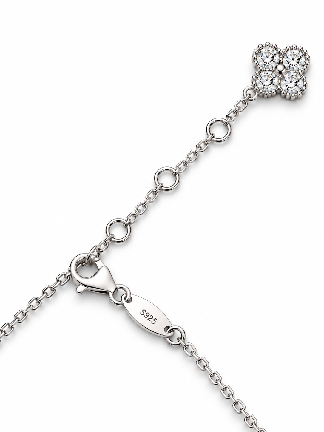 FOUR LEAF MOISSANITE S925 BRACELET